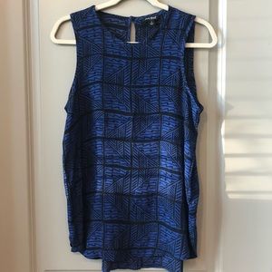Like new! Lucky Brand split back top